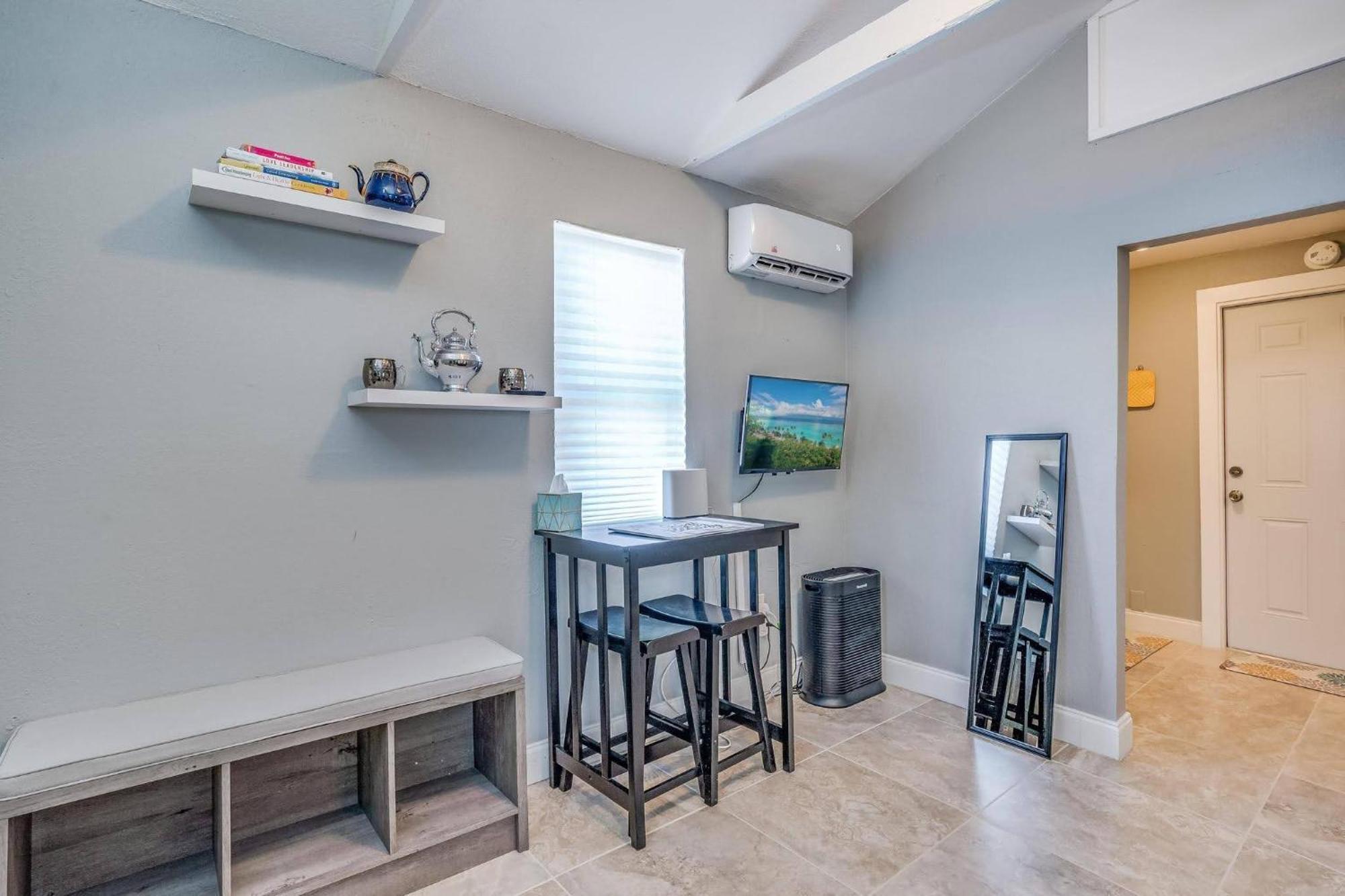 Cozy Comfy Studio With Full Sofa Bed And Kitchenette West Palm Beach Luaran gambar